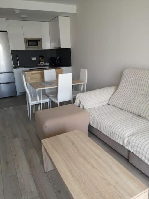 Apartamento Playa Valle Niza Малага Екстер'єр фото