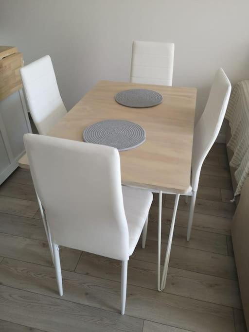 Apartamento Playa Valle Niza Малага Екстер'єр фото